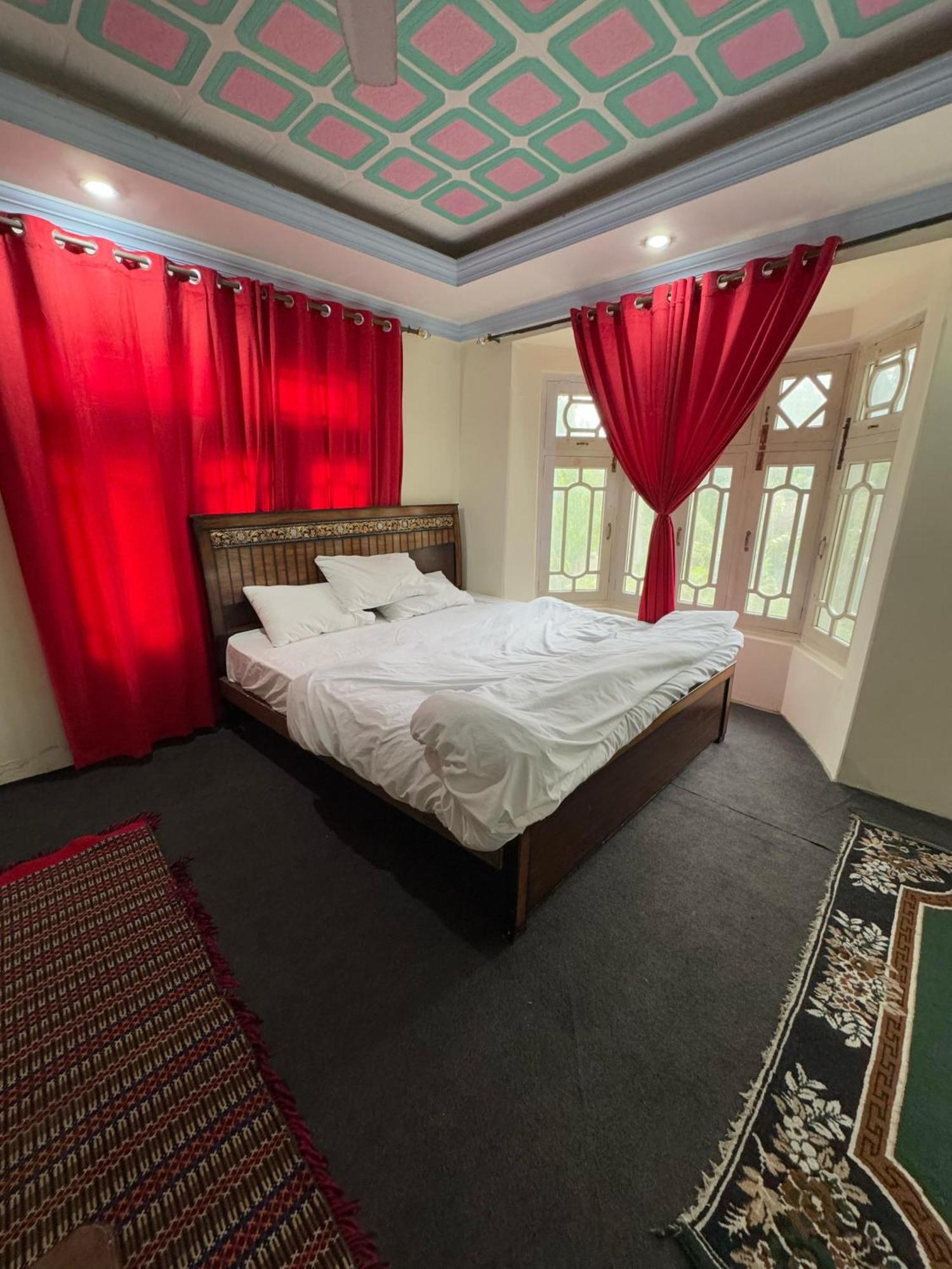 Golden Ibex Resort Skardu Dış mekan fotoğraf